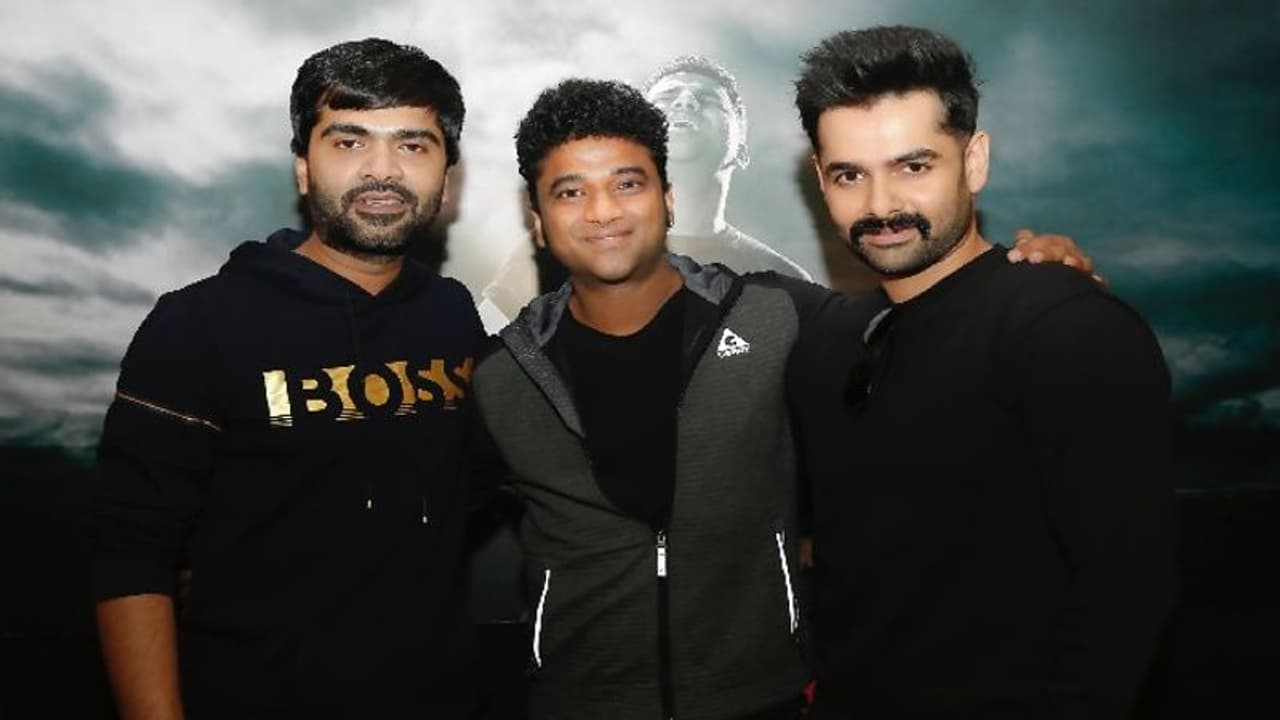 Ram Pothineni Tweet : తమిళ స్టార్ కు రామ్ పోతినేని స్పెషల్ థ్యాంక్స్.. ‘ది వారియర్’ ఫస్ట్ సింగిల్ ఇదేనా! Ram Pothineni Tweet : తమిళ స్టార్ కు రామ్ పోతినేని స్పెషల్ థ్యాంక్స్.. ‘ది వారియర్’ ఫస్ట్ సింగిల్ ఇదేనా!