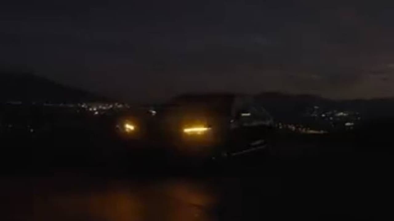 2022 Audi A8 Facelift : சூப்பர் டிசைன்.. பவர்ஃபுல் என்ஜின்... புது ஆடி கார் டீசர் வெளியீடு..!