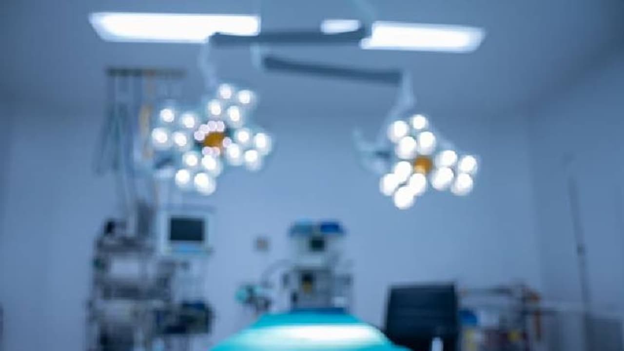 സ്വയംഭോഗത്തിനിടെ ശ്വാസകോശത്തിന് ക്ഷതം, യുവാവ് ആശുപത്രിയിൽ, ഇങ്ങനെ ഒരവസ്ഥ രേഖപ്പെടുത്തുന്നത് ആദ്യം! സ്വയംഭോഗത്തിനിടെ ശ്വാസകോശത്തിന് ക്ഷതം, യുവാവ് ആശുപത്രിയിൽ, ഇങ്ങനെ ഒരവസ്ഥ രേഖപ്പെടുത്തുന്നത് ആദ്യം!