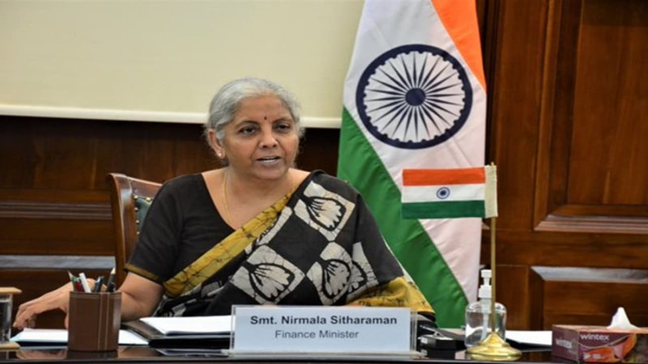 ചില്ലറയായി തൂക്കി വിൽക്കുന്ന സാധങ്ങൾക്ക് ജിഎസ്ടി ഉണ്ടാവില്ല; വ്യക്തത വരുത്തി നിർമ്മല സീതാരാമൻ