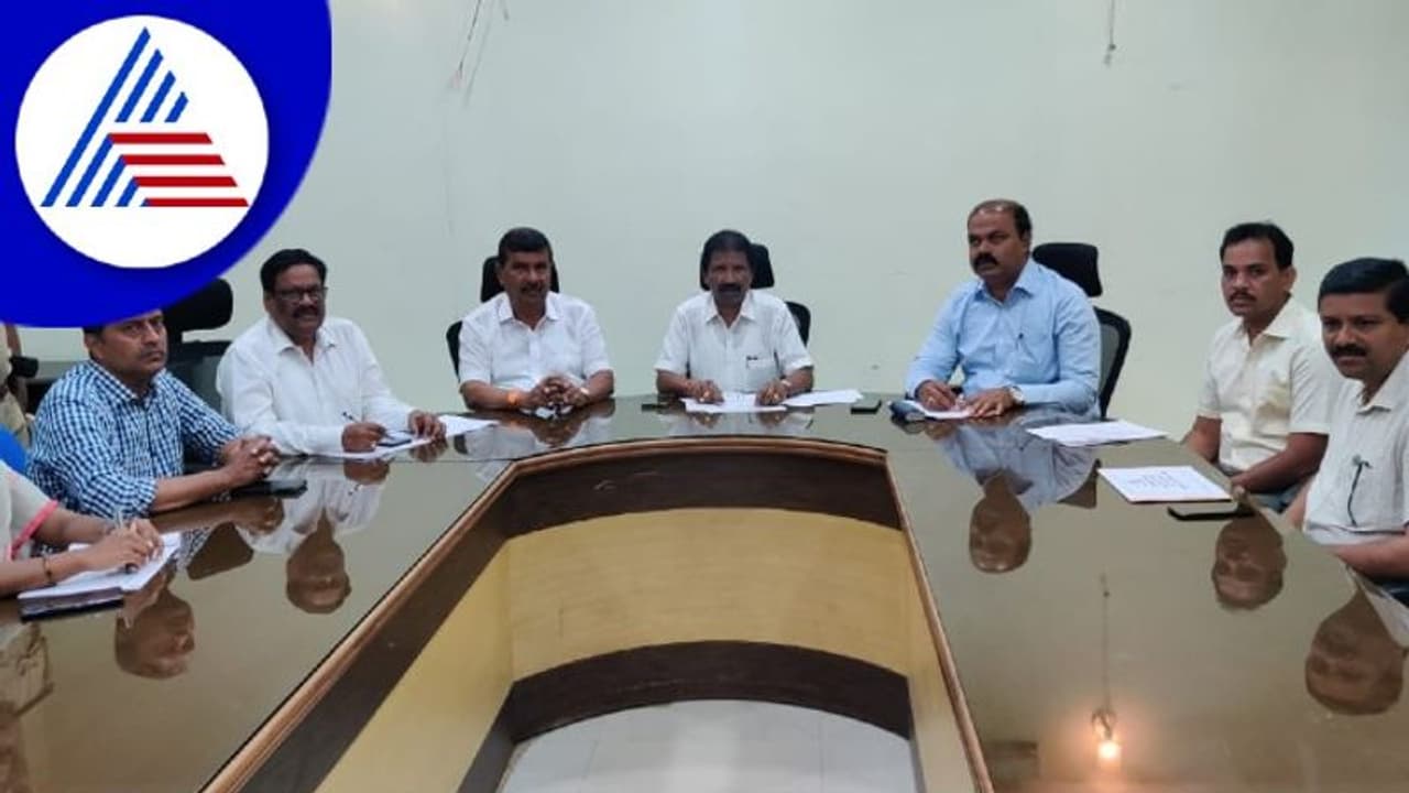 ಆತ್ಮ ನಿರ್ಭರ ಯೋಜನೆಯಡಿಯಲ್ಲಿ ಮೀನುಗಾರರಿಗೆ ಆರ್ಥಿಕ ನೆರವು Minister S Angara ಆತ್ಮ ನಿರ್ಭರ ಯೋಜನೆಯಡಿಯಲ್ಲಿ ಮೀನುಗಾರರಿಗೆ ಆರ್ಥಿಕ ನೆರವು Minister S Angara