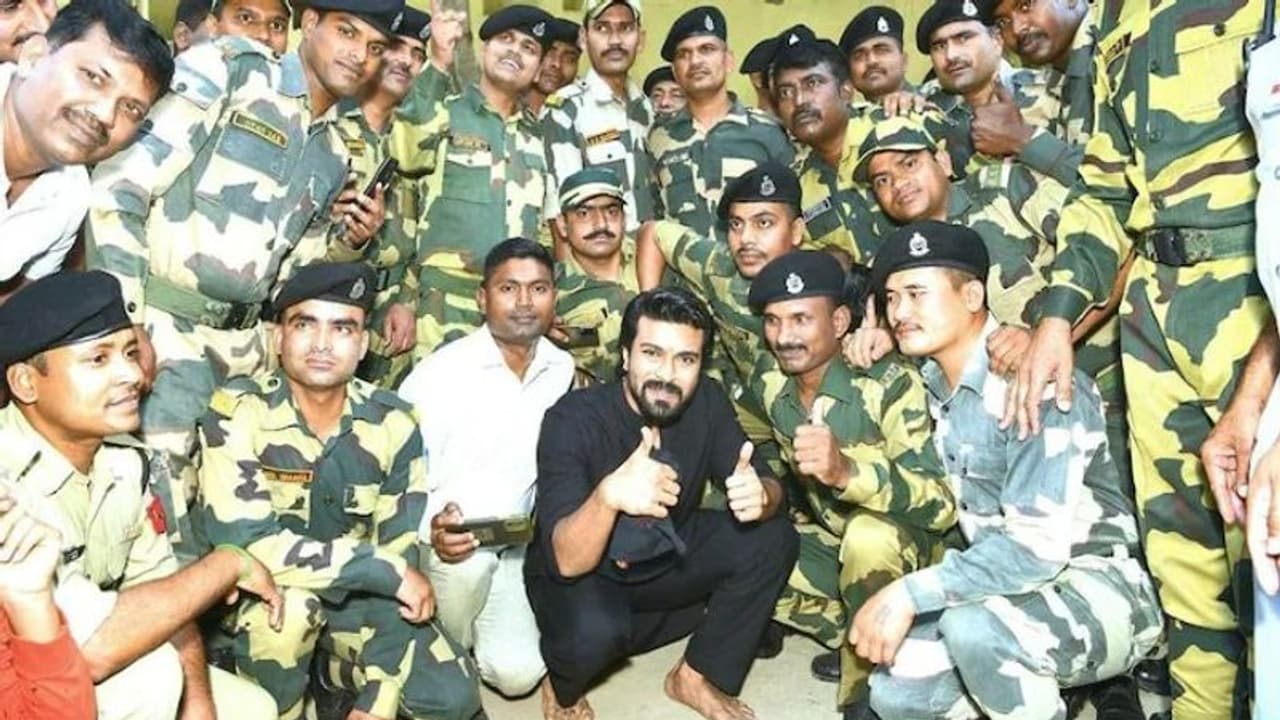RamCharan Visits BSF Camp: అమృత్సర్ బీఎస్ఎఫ్ క్యాంపును సందర్శించిన చరణ్.. గోల్డెన్ టెంపుల్ లో లంగర్ సేవా.. RamCharan Visits BSF Camp: అమృత్సర్ బీఎస్ఎఫ్ క్యాంపును సందర్శించిన చరణ్.. గోల్డెన్ టెంపుల్ లో లంగర్ సేవా..