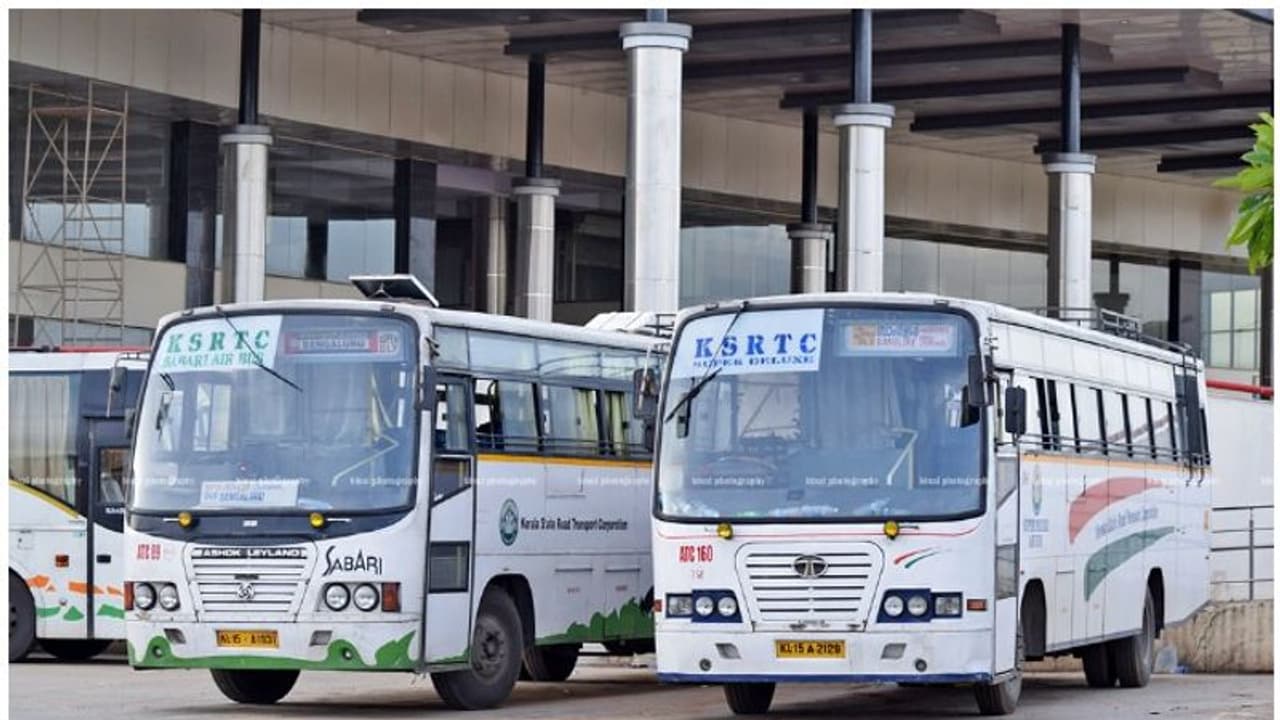 ഇന്ധന വില: എണ്ണ കമ്പനികൾക്കെതിരെ കെഎസ്ആർടിസി; കരാർ ഉണ്ടാക്കാൻ നിർബന്ധിക്കുന്നില്ലല്ലോയെന്ന് കോടതി ഇന്ധന വില: എണ്ണ കമ്പനികൾക്കെതിരെ കെഎസ്ആർടിസി; കരാർ ഉണ്ടാക്കാൻ നിർബന്ധിക്കുന്നില്ലല്ലോയെന്ന് കോടതി