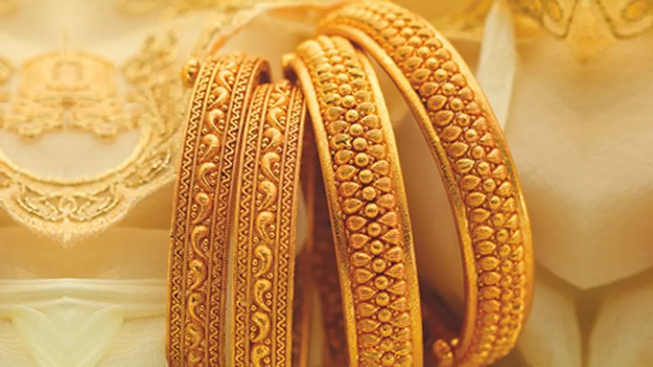 Gold Rate Today: വിശ്രമം തുടർന്ന് സ്വർണവില, മാറ്റമില്ലാതെ വെള്ളിയുടെ വിലയും ; വിപണി നിരക്കുകൾ അറിയാം 