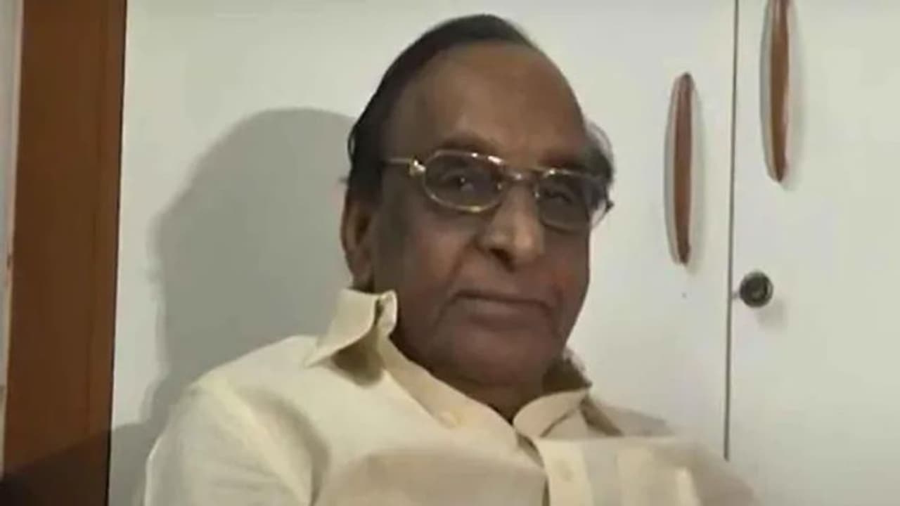 T Rama Rao Death: नहीं रहे अमिताभ बच्चन की फिल्म अंधा कानून के डायरेक्टर, 84 की उम्र में ली अंतिम सांस