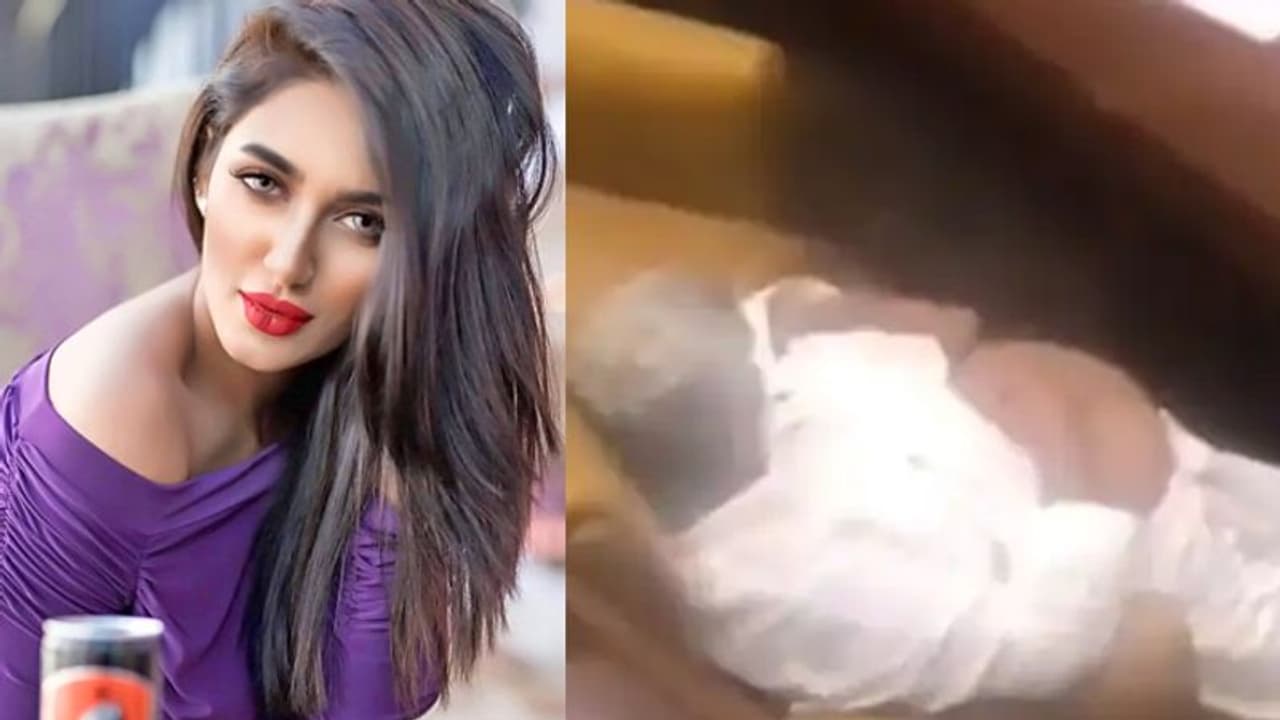 पाकिस्तानी मंत्री के खुजलीवाले वीडियो पर इस एक्ट्रेस ने लिए मजे, कही ऐसी बात कि नहीं रोक पाएंगे हंसी पाकिस्तानी मंत्री के खुजलीवाले वीडियो पर इस एक्ट्रेस ने लिए मजे, कही ऐसी बात कि नहीं रोक पाएंगे हंसी