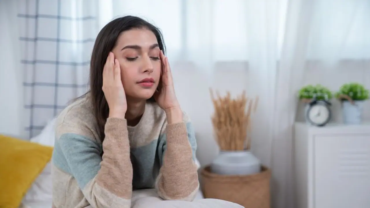 Vitamin B 12 Deficiency : വിറ്റാമിൻ ബി12ന്റെ കുറവ് ; അവഗണിക്കരുത് ഈ ലക്ഷണങ്ങൾ Vitamin B 12 Deficiency : വിറ്റാമിൻ ബി12ന്റെ കുറവ് ; അവഗണിക്കരുത് ഈ ലക്ഷണങ്ങൾ