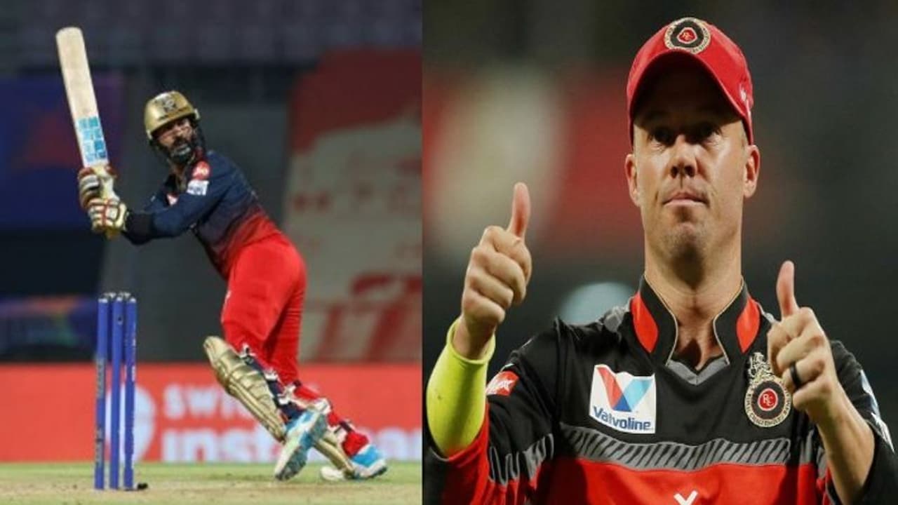 தினேஷ் கார்த்திக்கின் பேட்டிங்கை பார்த்து மீண்டும் கிரிக்கெட் ஆட வரும் டிவில்லியர்ஸ்?ரசிகர்களுக்கு குட் நியூஸ் தினேஷ் கார்த்திக்கின் பேட்டிங்கை பார்த்து மீண்டும் கிரிக்கெட் ஆட வரும் டிவில்லியர்ஸ்?ரசிகர்களுக்கு குட் நியூஸ்