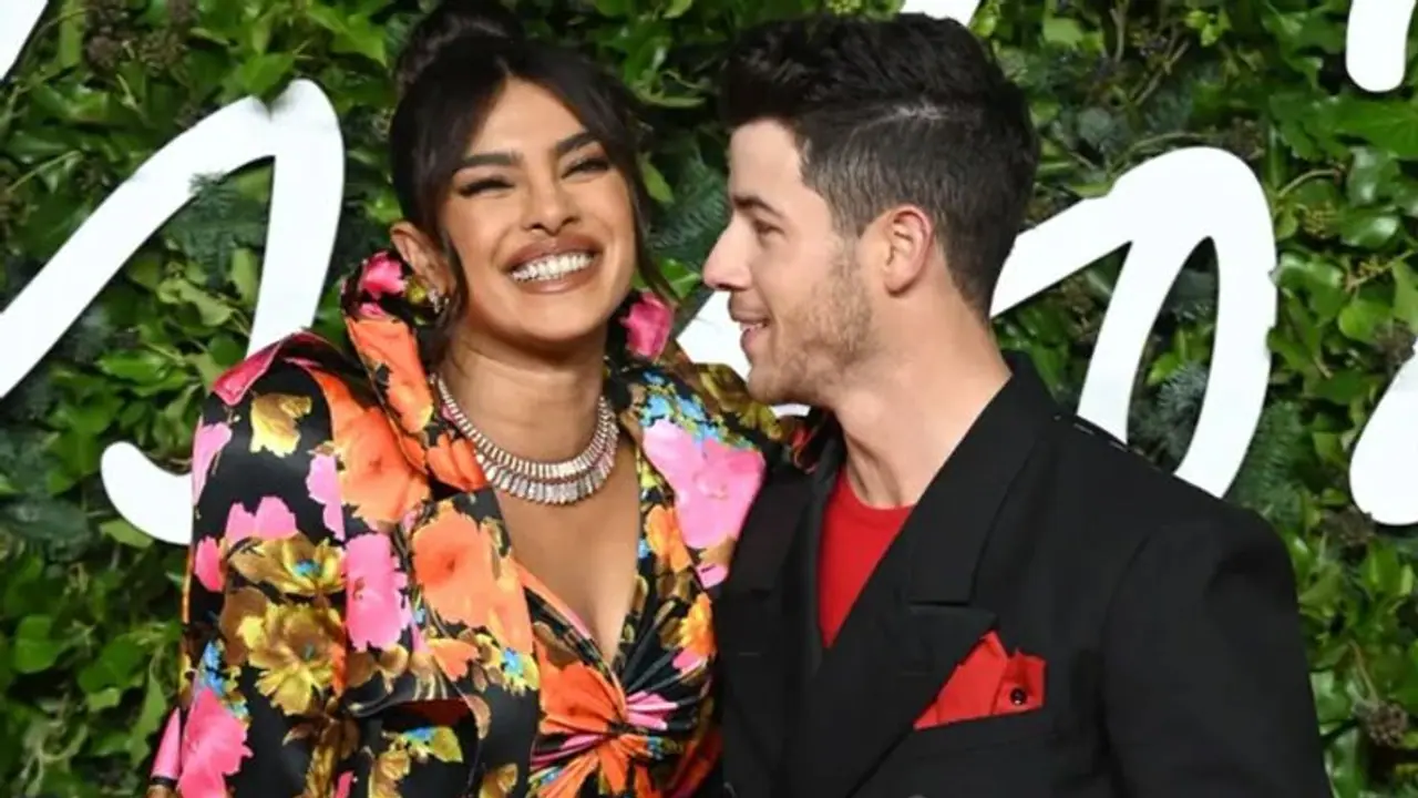 priyanka chopra baby: काफी यूनिक है प्रियंका चोपड़ा की बेटी का नाम, जोड़ा है इन 2 खास शब्दों को भी, जानें मतलब priyanka chopra baby: काफी यूनिक है प्रियंका चोपड़ा की बेटी का नाम, जोड़ा है इन 2 खास शब्दों को भी, जानें मतलब