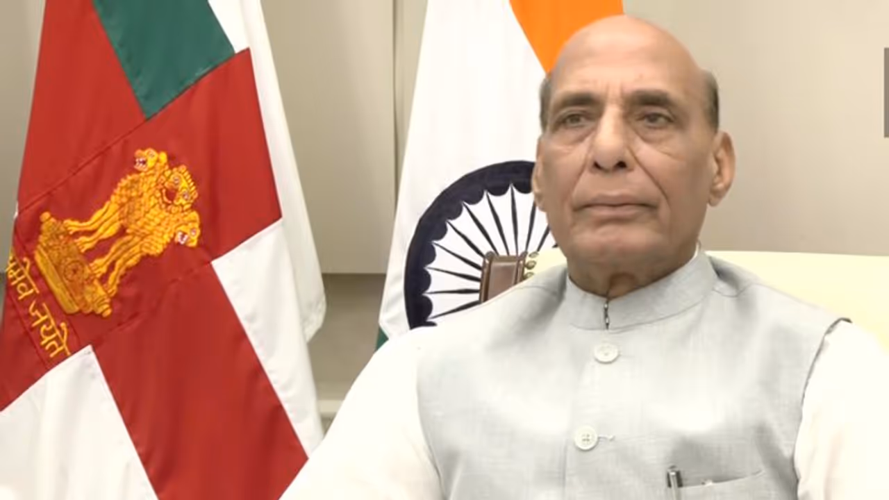 मेक इन इंडिया और मेक फॉर द वर्ल्ड को मिसाल बनाने अमेरिका को दिया डिफेंस में साथ रिसर्च करने का निमंत्रण