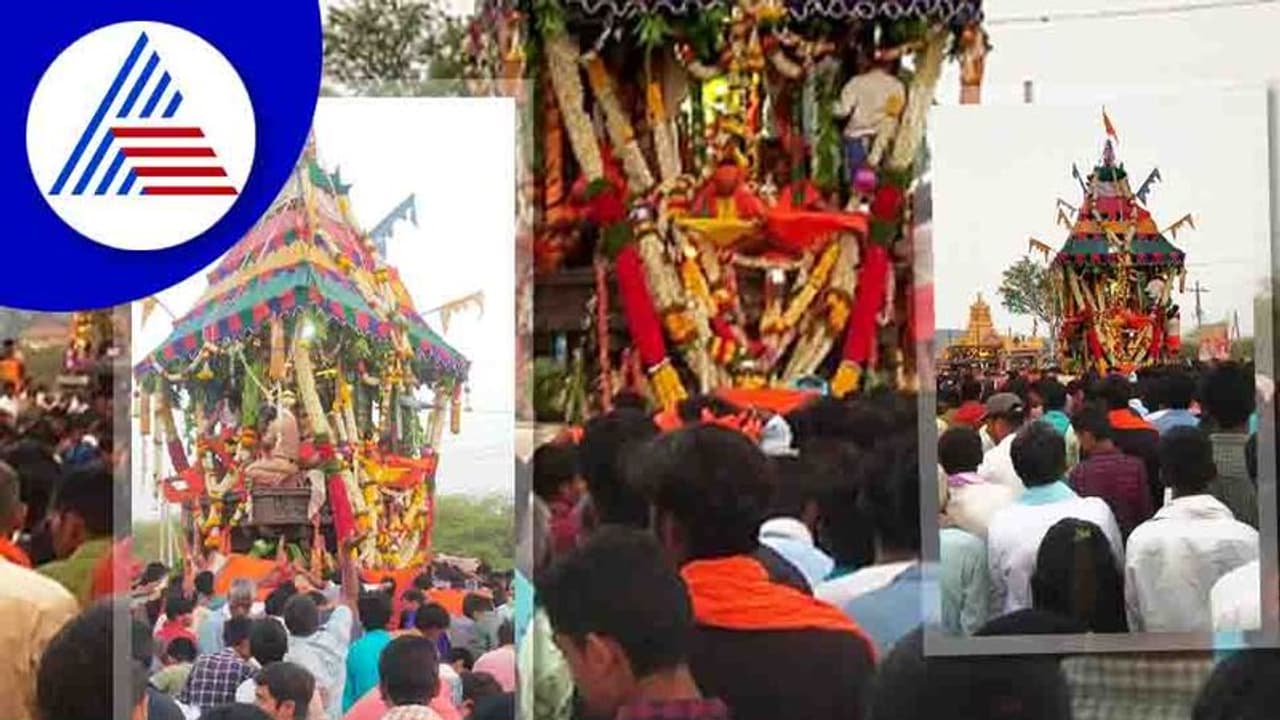 ಕಂಚೀ ವರದರಾಜಸ್ವಾಮಿಯನ್ನು ನಾಣ್ಯಗಳಲ್ಲೇ ಮುಳುಗಿಸಿದ ಭಕ್ತವೃಂದ ಕಂಚೀ ವರದರಾಜಸ್ವಾಮಿಯನ್ನು ನಾಣ್ಯಗಳಲ್ಲೇ ಮುಳುಗಿಸಿದ ಭಕ್ತವೃಂದ