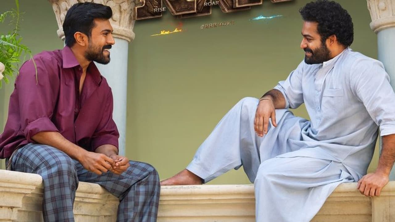 Dosti Video Song: విజువల్ ట్రీట్ దోస్తీ ఫుల్ సాంగ్ వచ్చేసింది... ఎన్టీఆర్ చరణ్ లను చూడడానికి రెండు కళ్ళు చాలవు