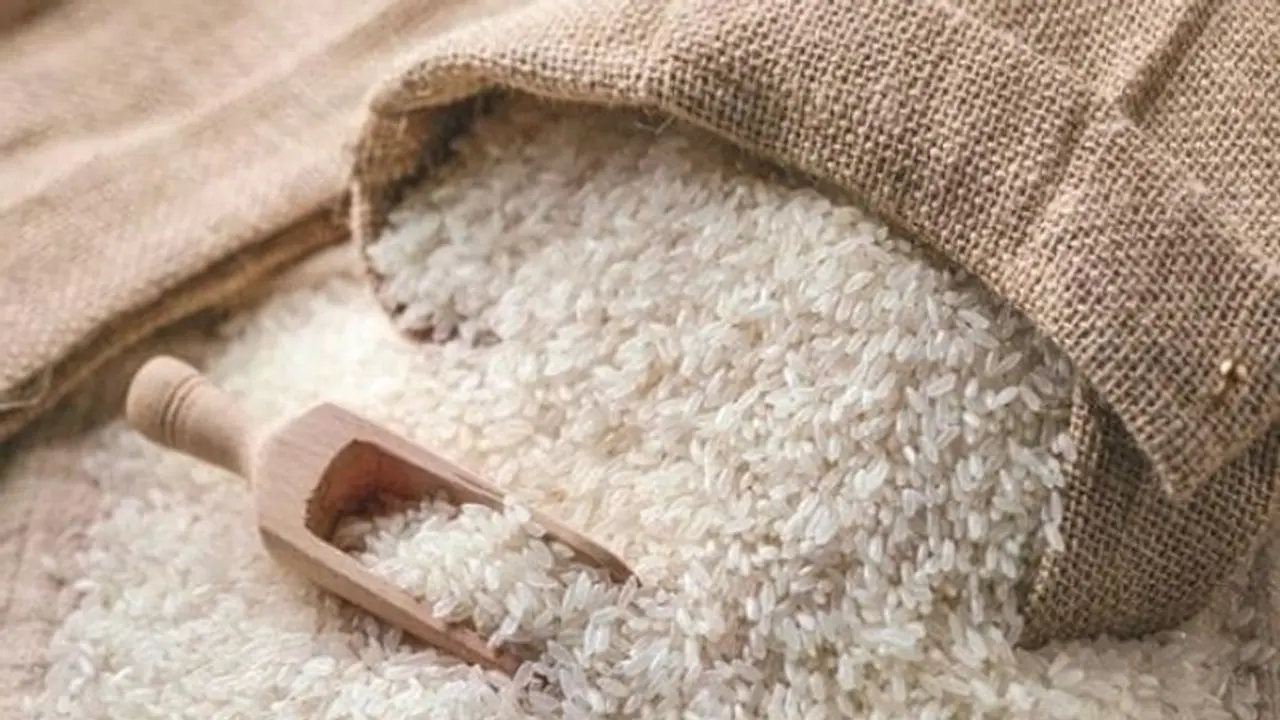 ಆಮದು ಸುಂಕ ಕಡಿತಗೊಳಿಸಿದ ಬಾಂಗ್ಲಾ; ಭಾರತದಲ್ಲಿ ದಿಢೀರ್ ಏರಿಕೆ ಕಂಡ ಅಕ್ಕಿ ಬೆಲೆ