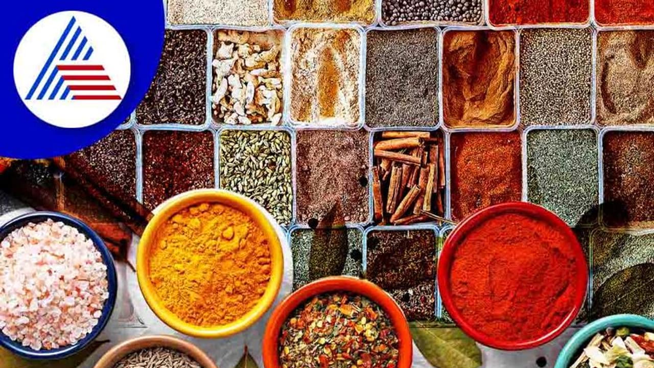 40 प्लस डिग्री में वो 6 फूड, जिन्हें खाने के बाद आपको करना पड़ सकता है दिक्कतों का सामना, सोच समझकर खाएं मैंगो 40 प्लस डिग्री में वो 6 फूड, जिन्हें खाने के बाद आपको करना पड़ सकता है दिक्कतों का सामना, सोच समझकर खाएं मैंगो