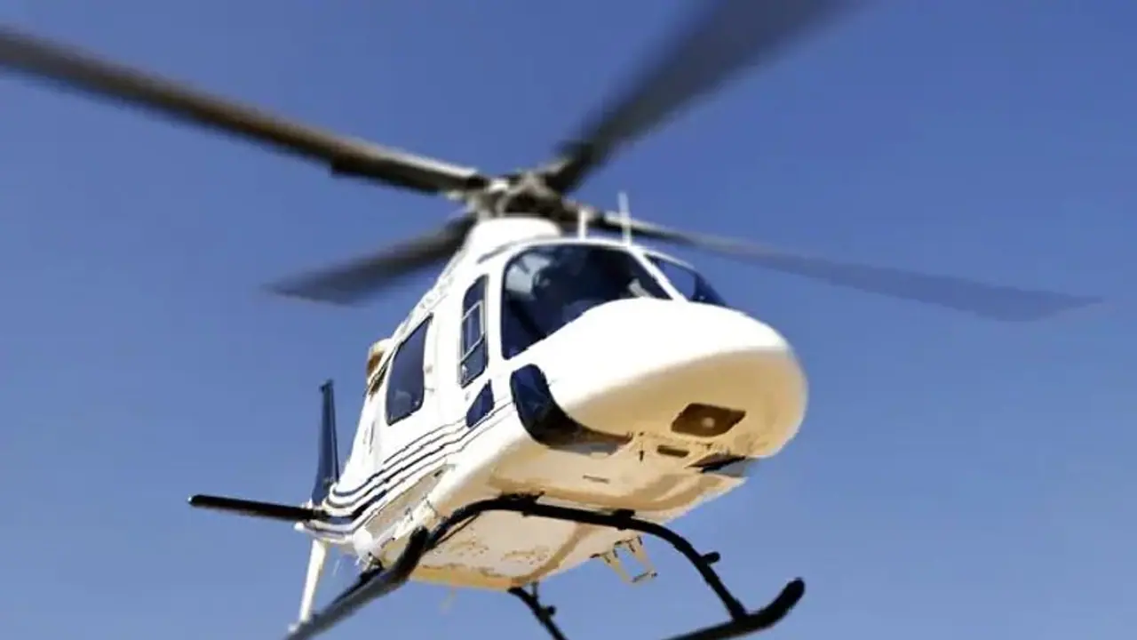 जम्मू कश्मीर में LoC पर ड्यूटी कर रहे जवान को शादी के लिए स्पेशल हेलीकॉप्टर से कराया गया एयरलिफ्ट जम्मू कश्मीर में LoC पर ड्यूटी कर रहे जवान को शादी के लिए स्पेशल हेलीकॉप्टर से कराया गया एयरलिफ्ट