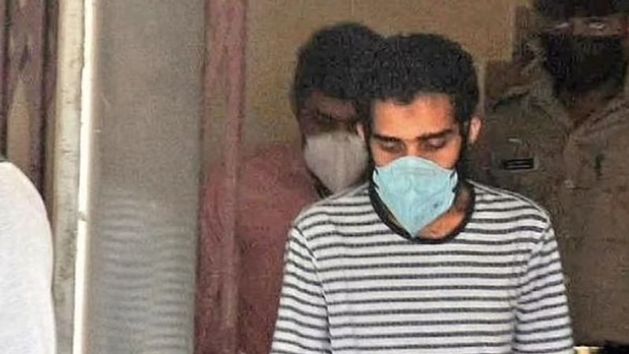 കനകമല ഐ എസ് കേസിൽ സിദ്ദിഖുൾ അസ്ലമിന് മൂന്ന് വർഷം തടവ് ശിക്ഷ കനകമല ഐ എസ് കേസിൽ സിദ്ദിഖുൾ അസ്ലമിന് മൂന്ന് വർഷം തടവ് ശിക്ഷ