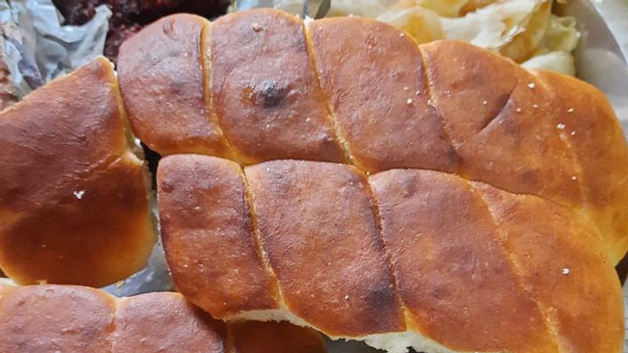 नान बनाते समय लार का कर रहा था उपयोग, यूपी के गाजियाबाद का यह वीडियो देख आप नान खाना छोड़ देंगे नान बनाते समय लार का कर रहा था उपयोग, यूपी के गाजियाबाद का यह वीडियो देख आप नान खाना छोड़ देंगे