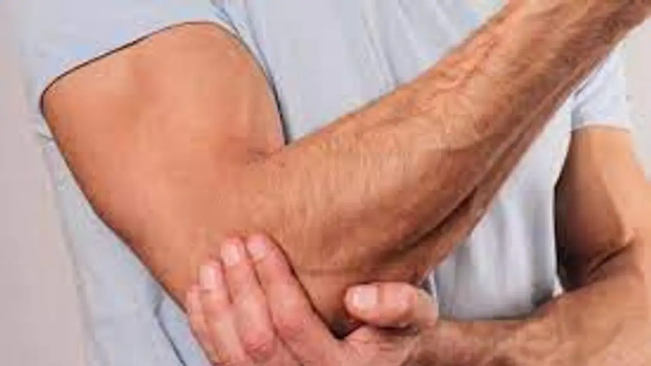 Heart Attack : 'സൈലന്‍റ് ഹാര്‍ട്ട് അറ്റാക്ക്';ശരീരം നേരത്തെ കാണിക്കുന്ന സൂചനകള്‍