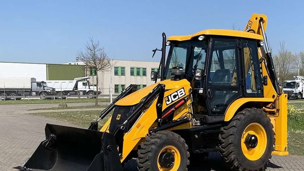 Bulldozer to raze alleged Prayagraj violence mastermind Javed's house today Bulldozer to raze alleged Prayagraj violence mastermind Javed's house today