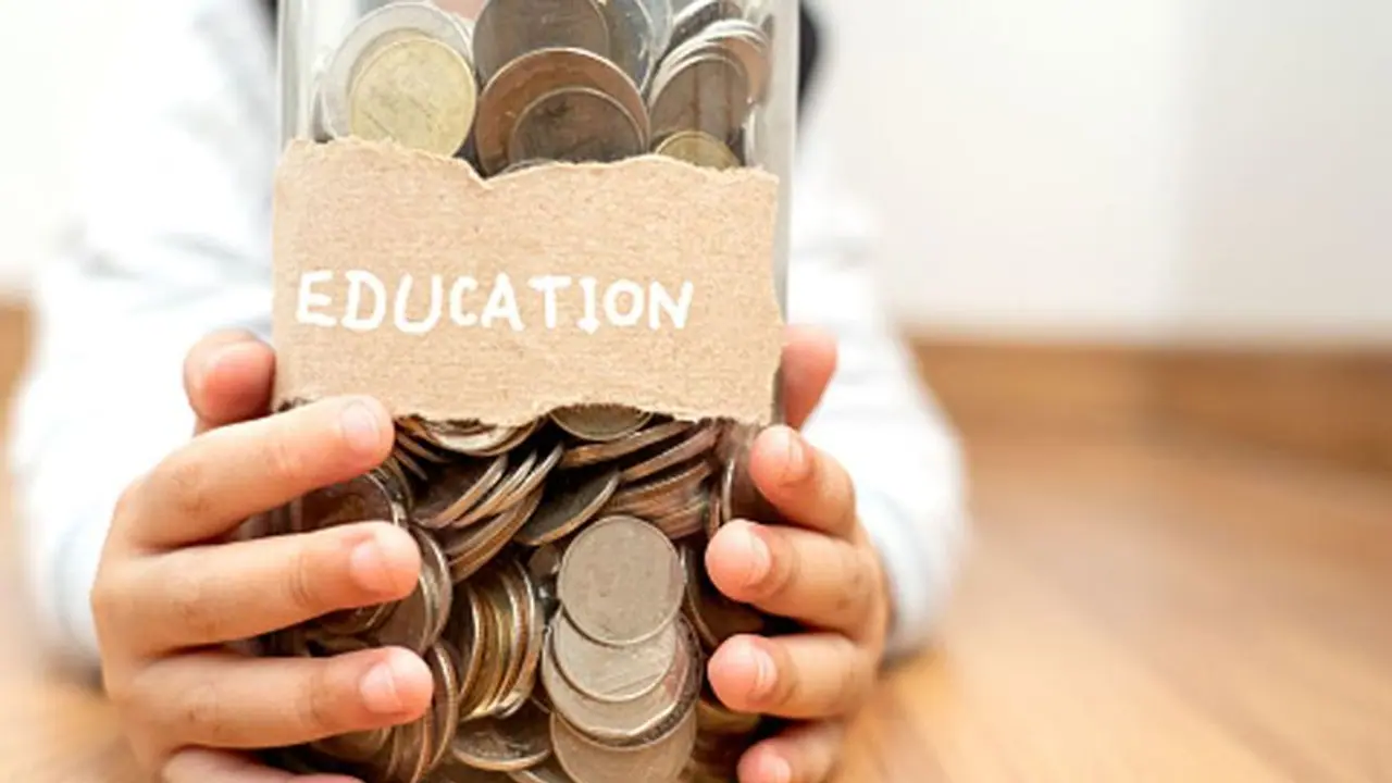 கோவைக்கு நடப்பாண்டில் ரூ.350 கோடி கல்விக் கடன் வழங்க இலக்கு! வங்கி மேலாளர் கவுசல்யா தகவல்! கோவைக்கு நடப்பாண்டில் ரூ.350 கோடி கல்விக் கடன் வழங்க இலக்கு! வங்கி மேலாளர் கவுசல்யா தகவல்!