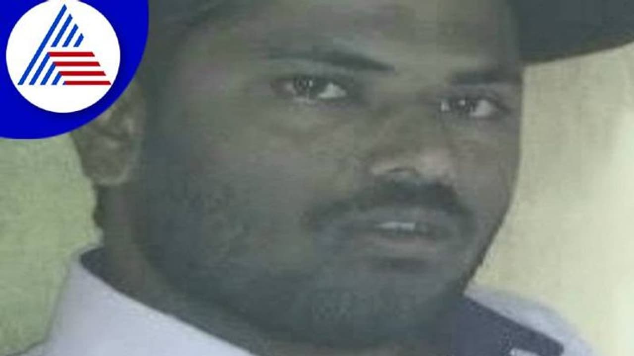 Suicide Cases in Karnataka: ಸಾಲದ ಬಾಧೆಗೆ ಸಿಲುಕಿ ರೈತ ಆತ್ಮಹತ್ಯೆಗೆ ಶರಣು Suicide Cases in Karnataka: ಸಾಲದ ಬಾಧೆಗೆ ಸಿಲುಕಿ ರೈತ ಆತ್ಮಹತ್ಯೆಗೆ ಶರಣು