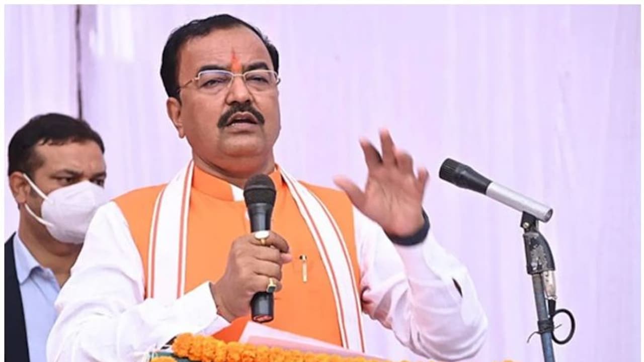 'പിന്തുണച്ചാൽ പ്രതിപക്ഷത്തിന് കൊള്ളാം'; ആരെതിർത്താലും യുപിയിൽ ഏകസിവിൽ കോഡ് നടപ്പാക്കുമെന്ന് ഉപമുഖ്യമന്ത്രി 'പിന്തുണച്ചാൽ പ്രതിപക്ഷത്തിന് കൊള്ളാം'; ആരെതിർത്താലും യുപിയിൽ ഏകസിവിൽ കോഡ് നടപ്പാക്കുമെന്ന് ഉപമുഖ്യമന്ത്രി