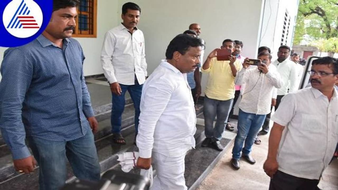 PSI Recruitment Scam: ಬ್ಲೂಟೂತ್‌ ಆಪರೇಷನ್‌ ಬಲು ರೋಚಕ..!