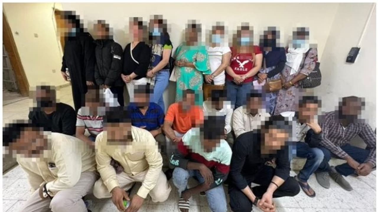 വ്യാപക പരിശോധന തുടരുന്നു; അറസ്റ്റിലായത് നിരവധി പ്രവാസികള് വ്യാപക പരിശോധന തുടരുന്നു; അറസ്റ്റിലായത് നിരവധി പ്രവാസികള്