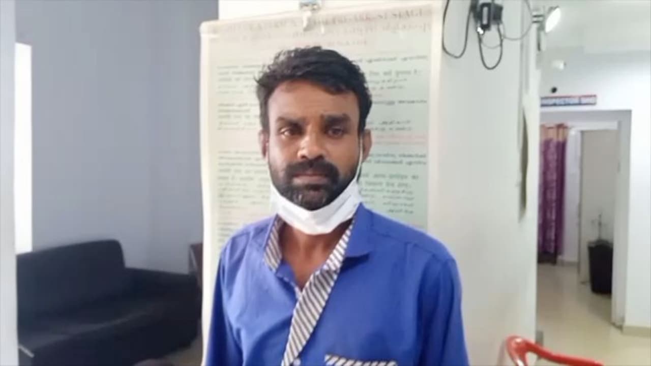 അടിച്ച് തറയിലിട്ടു, വലിച്ചിഴച്ച് ചവിട്ടി, മകന്റെ ക്രൂരത സഹിക്കാതെ അമ്മ പൊലീസ് സ്റ്റേഷനിൽ ഓടിയെത്തി, അറസ്റ്റ് അടിച്ച് തറയിലിട്ടു, വലിച്ചിഴച്ച് ചവിട്ടി, മകന്റെ ക്രൂരത സഹിക്കാതെ അമ്മ പൊലീസ് സ്റ്റേഷനിൽ ഓടിയെത്തി, അറസ്റ്റ്