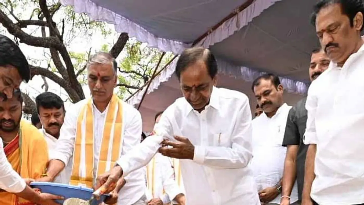 మతం క్యాన్సర్ కంటే ప్రమాదం: హైద్రాబాద్ లో మూడు టిమ్స్ ఆసుపత్రులకు కేసీఆర్ శంకుస్థాపన మతం క్యాన్సర్ కంటే ప్రమాదం: హైద్రాబాద్ లో మూడు టిమ్స్ ఆసుపత్రులకు కేసీఆర్ శంకుస్థాపన