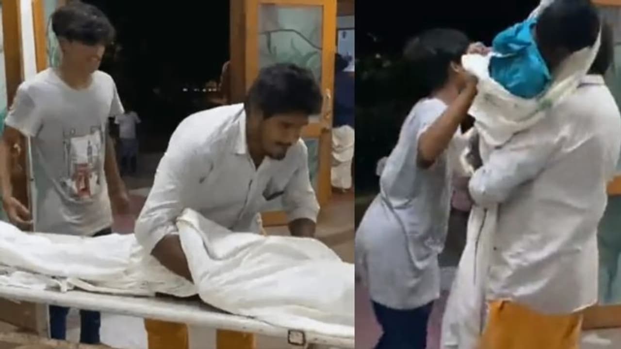 ആംബുലൻസിന് കൂടുതൽ പണം ആവശ്യപ്പെട്ടു; ആന്ധ്രയിൽ പന്ത്രണ്ട് വയസ്സുകാരൻ്റെ മൃതദേഹം കുടുംബം ബൈക്കിൽ കൊണ്ടുപോയി ആംബുലൻസിന് കൂടുതൽ പണം ആവശ്യപ്പെട്ടു; ആന്ധ്രയിൽ പന്ത്രണ്ട് വയസ്സുകാരൻ്റെ മൃതദേഹം കുടുംബം ബൈക്കിൽ കൊണ്ടുപോയി