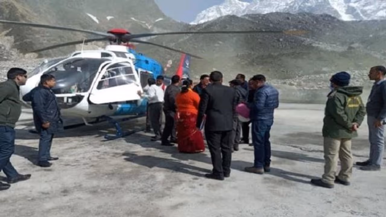 கேதார்நாத் யாத்திரை செல்லும் பக்தர்களுக்கு IRCTC ஹெலிகாப்டர் சேவை! கேதார்நாத் யாத்திரை செல்லும் பக்தர்களுக்கு IRCTC ஹெலிகாப்டர் சேவை!