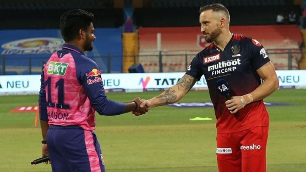 IPL 2022 ರಾಜಸ್ಥಾನ ಅಬ್ಬರದ ಬ್ಯಾಟಿಂಗ್ಗೆ ಆರ್ಸಿಬಿ ಬ್ರೇಕ್, ಪ್ರಮುಖ 3 ವಿಕೆಟ್ ಪತನ! IPL 2022 ರಾಜಸ್ಥಾನ ಅಬ್ಬರದ ಬ್ಯಾಟಿಂಗ್ಗೆ ಆರ್ಸಿಬಿ ಬ್ರೇಕ್, ಪ್ರಮುಖ 3 ವಿಕೆಟ್ ಪತನ!