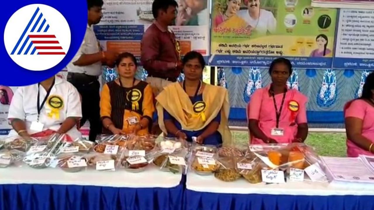 ಸಿಎಂ ಆದೇಶಕ್ಕೆ ಡೋಂಟ್ ಕೇರ್: ಮಾಸ್ಕ್ ಇಲ್ಲದೆ ಆರೋಗ್ಯ ಮೇಳದಲ್ಲಿ ಅಧಿಕಾರಿಗಳು ಭಾಗಿ