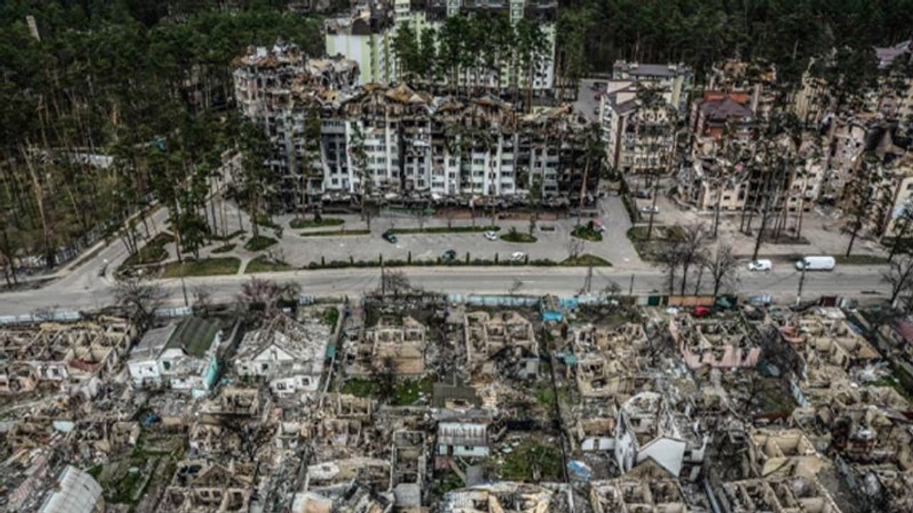 रूस ने UK में घुसकर मिलिट्री साइट्स पर दी हमलों की चेतावनी, NATO देशों को भी हड़काया, इसलिए आया गुस्सा रूस ने UK में घुसकर मिलिट्री साइट्स पर दी हमलों की चेतावनी, NATO देशों को भी हड़काया, इसलिए आया गुस्सा