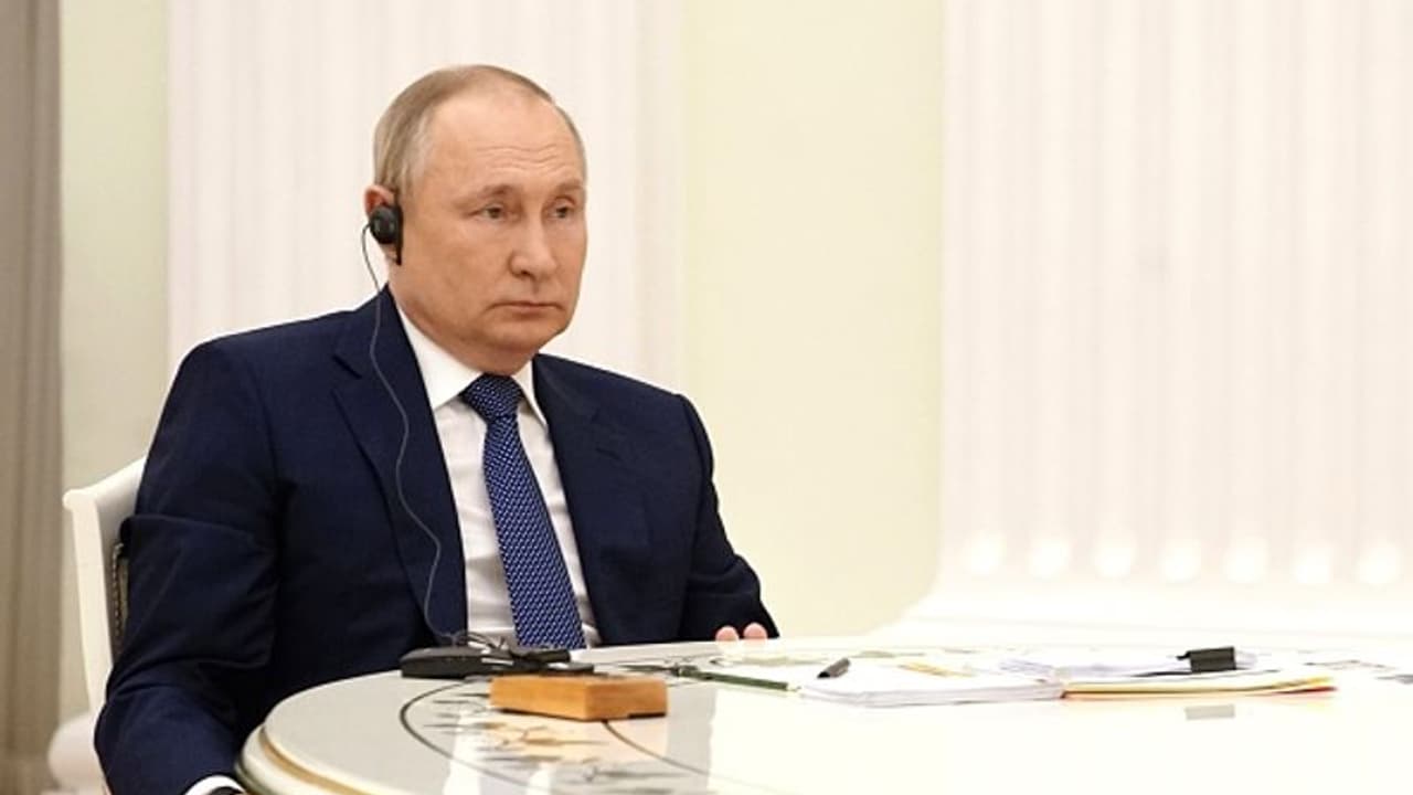 കരുതിയിരുന്നോ, ആണവായുധം പ്രയോഗിക്കും, ഭീഷണിയുയര്‍ത്തി പുടിന്റെ വലംകൈ!