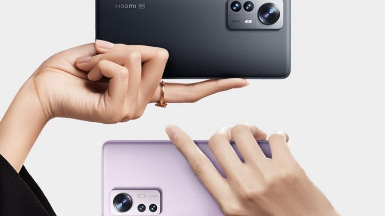 इंडिया में लॉन्च हुआ तीन कैमरे वाला Xiaomi 12 Pro 5G स्मार्टफोन, इन यूजर मिल रहा 6 हजार रुपए का बंपर डिस्काउंट इंडिया में लॉन्च हुआ तीन कैमरे वाला Xiaomi 12 Pro 5G स्मार्टफोन, इन यूजर मिल रहा 6 हजार रुपए का बंपर डिस्काउंट