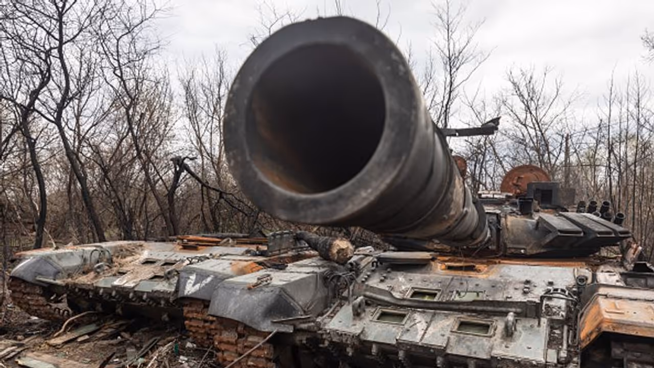 Russia Ukraine war : खेरसन में जमी रूसी सेना पर गरजीं यूक्रेन की मिसाइलें, रूस का टीवी टावर ढहा Russia Ukraine war : खेरसन में जमी रूसी सेना पर गरजीं यूक्रेन की मिसाइलें, रूस का टीवी टावर ढहा