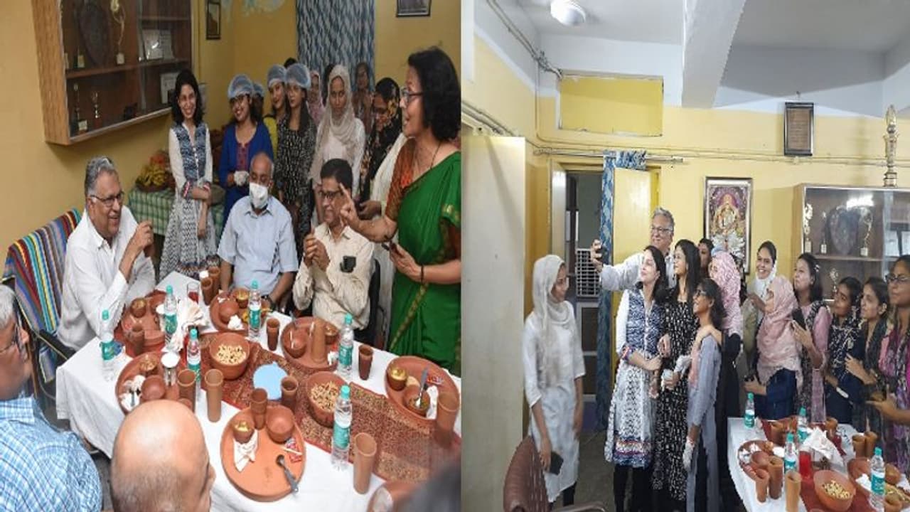 BHU के महिला महाविद्यालय में रोजा इफ्तार का हुआ आयोजन, कुलपति प्रो. सुधीर कुमार जैन भी हुए शामिल BHU के महिला महाविद्यालय में रोजा इफ्तार का हुआ आयोजन, कुलपति प्रो. सुधीर कुमार जैन भी हुए शामिल