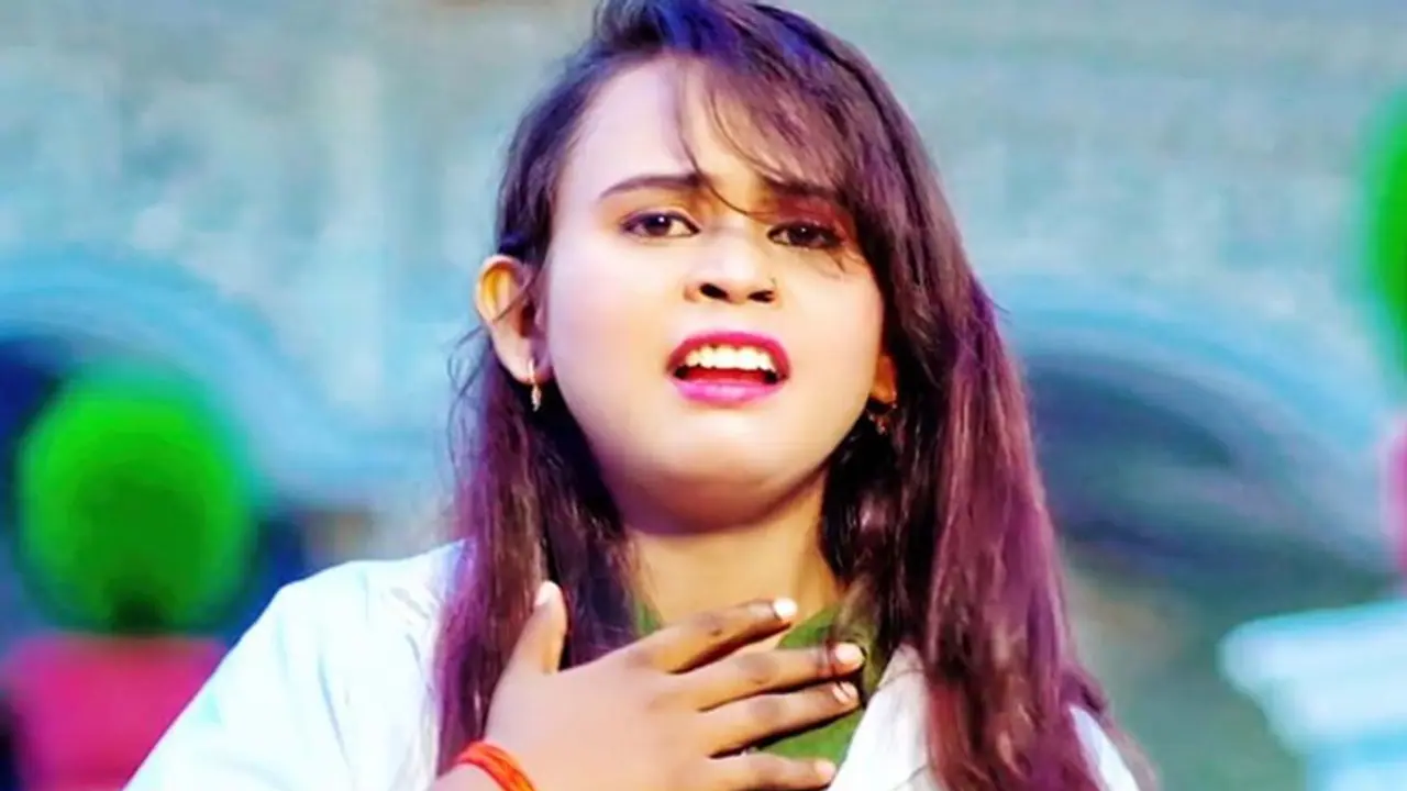 शिल्पी राज ने MMS लीक के इतने दिनों बाद किया चौंकाने वाला खुलासा, भोजपुरी सिंगर ने उठाया इस बड़े राज से पर्दा शिल्पी राज ने MMS लीक के इतने दिनों बाद किया चौंकाने वाला खुलासा, भोजपुरी सिंगर ने उठाया इस बड़े राज से पर्दा