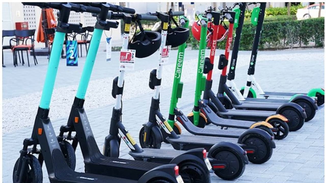 ഇ സ്കൂട്ടർ ഉപയോഗം; നിയമലംഘനങ്ങൾ വർധിക്കുന്നതായി ആർടിഎ ഇ സ്കൂട്ടർ ഉപയോഗം; നിയമലംഘനങ്ങൾ വർധിക്കുന്നതായി ആർടിഎ