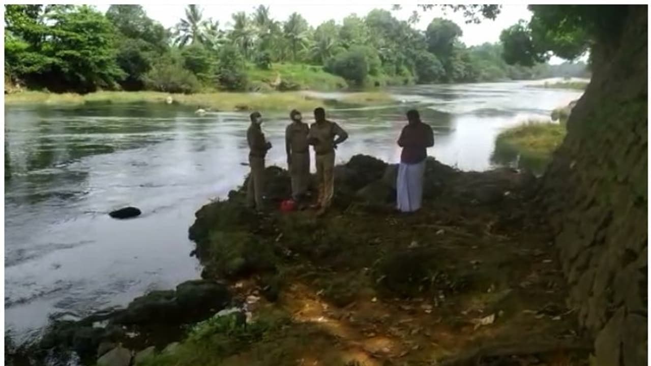 കോട്ടയത്ത് മീനച്ചിലാറ്റില്‍ രണ്ട് കുട്ടികള്‍ മുങ്ങിമരിച്ചു; അപകടം കുളിക്കാനിറങ്ങവേ