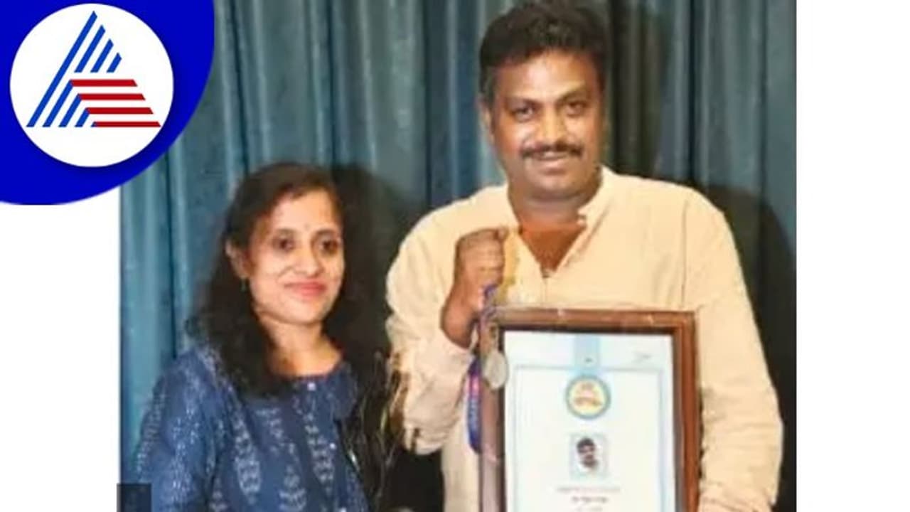 ರಾಜ್ಯ ಪ್ರಶಸ್ತಿ ಪುರಸ್ಕೃತ ನಟ ವಿಶೃತ್ಗೆ ಸನ್ಮಾನ! ರಾಜ್ಯ ಪ್ರಶಸ್ತಿ ಪುರಸ್ಕೃತ ನಟ ವಿಶೃತ್ಗೆ ಸನ್ಮಾನ!