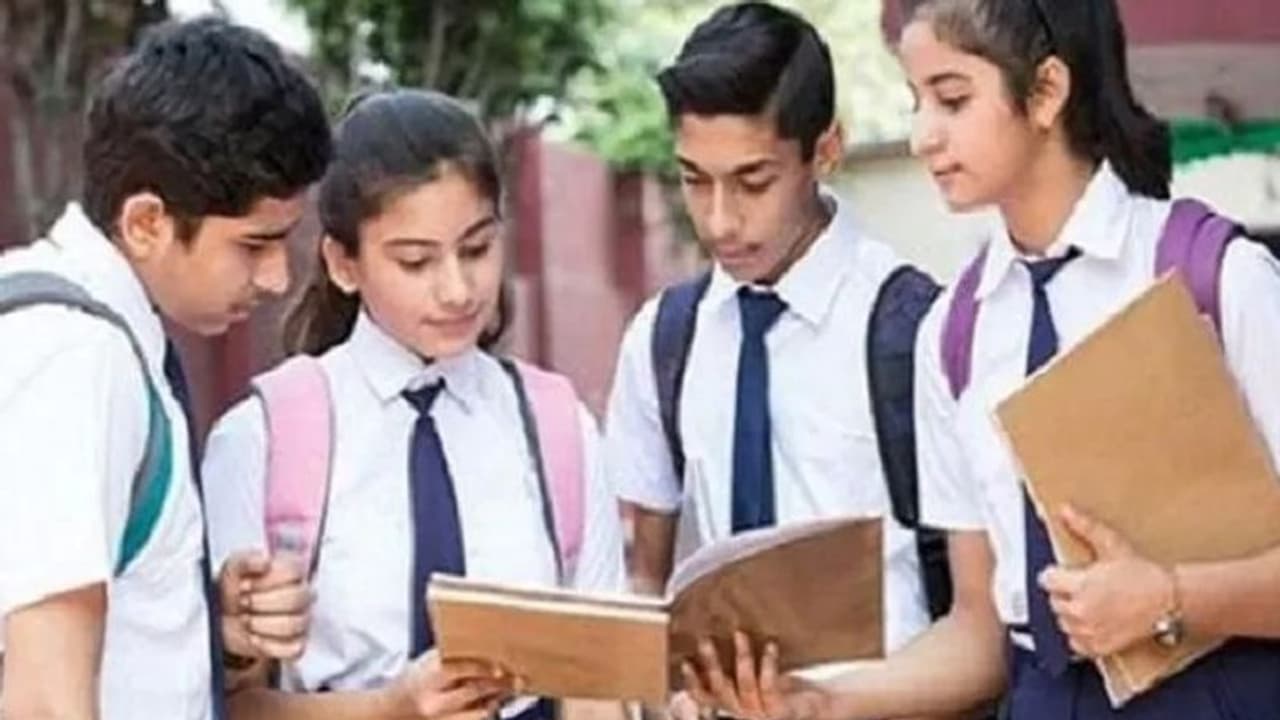 MP Board Result 2022: 10वीं 12वीं रिजल्ट से पहले CM शिवराज सिंह ने किया ट्वीट,' छात्रों के लिए कही बड़ी बात MP Board Result 2022: 10वीं 12वीं रिजल्ट से पहले CM शिवराज सिंह ने किया ट्वीट,' छात्रों के लिए कही बड़ी बात