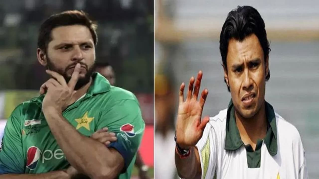पूर्व पाकिस्तानी स्पिनर ने शाहिद अफरीदी को बोला ‘characterless’, कहा हिंदू हूं, इसलिए खेलने नहीं देना चाहते पूर्व पाकिस्तानी स्पिनर ने शाहिद अफरीदी को बोला ‘characterless’, कहा हिंदू हूं, इसलिए खेलने नहीं देना चाहते