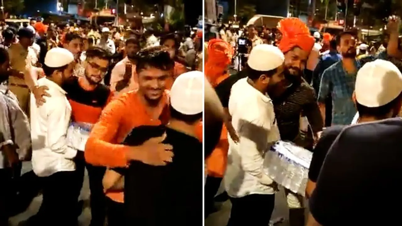 Watch: Muslim men offer water bottles to devotees of Hindu procession in Mumbai; win hearts Watch: Muslim men offer water bottles to devotees of Hindu procession in Mumbai; win hearts