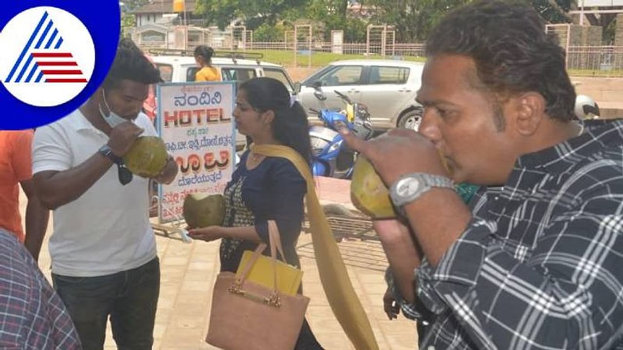 ಬಿಸಿಲ ಝಳಕ್ಕೆ ತತ್ತರಿಸಿದ ಚಿಕ್ಕಮಗಳೂರು: ತಂಪು ಪಾನೀಯಗಳ ಮೊರೆ ಹೋದ ಜನ..! ಬಿಸಿಲ ಝಳಕ್ಕೆ ತತ್ತರಿಸಿದ ಚಿಕ್ಕಮಗಳೂರು: ತಂಪು ಪಾನೀಯಗಳ ಮೊರೆ ಹೋದ ಜನ..!