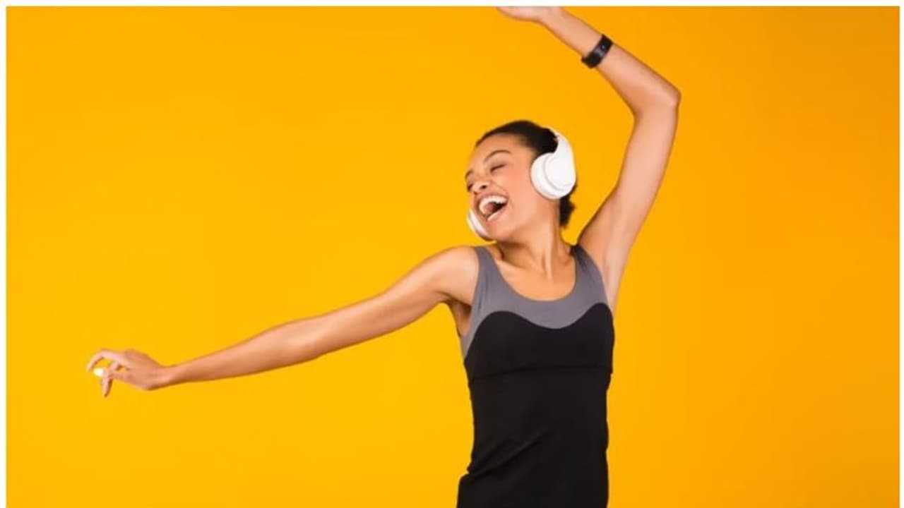 International Dance Day 2022 : ഇന്ന് അന്താരാഷ്ട്ര നൃത്ത ദിനം; നൃത്തം ചെയ്യുന്നത് കൊണ്ടുള്ള ആരോ​ഗ്യ​ഗുണങ്ങൾ