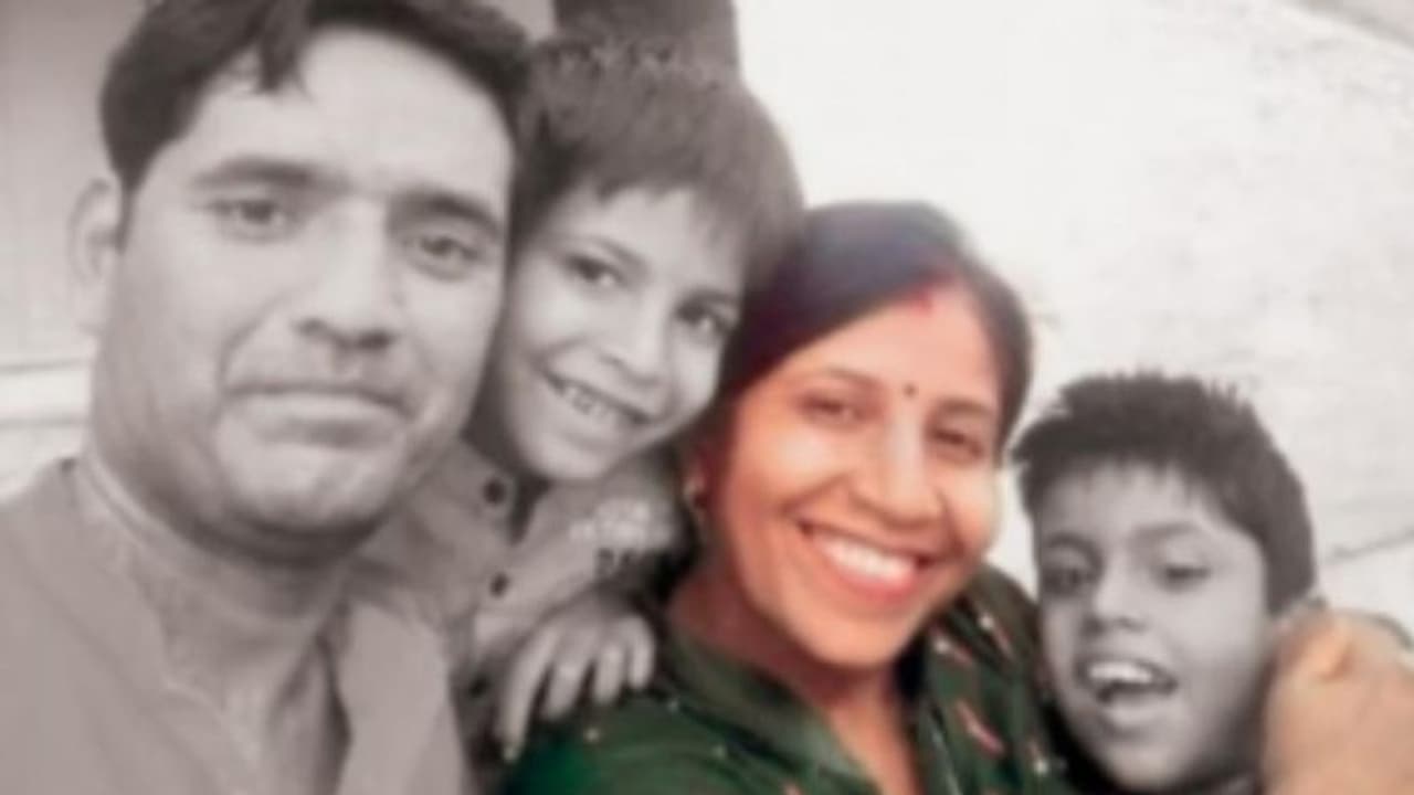 मप्र के सागर में दर्दनाक हादसा: कार रिवर्स करते ही पिता 2 बेटों की मौत, कुएं में समाईं 3 जिंदगियां मप्र के सागर में दर्दनाक हादसा: कार रिवर्स करते ही पिता 2 बेटों की मौत, कुएं में समाईं 3 जिंदगियां