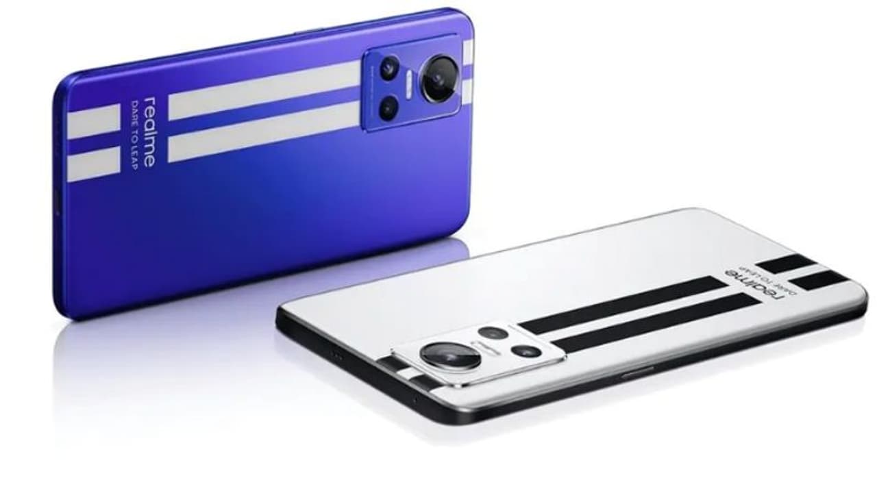 इंडिया में लॉन्च हुआ Realme GT Neo 3 स्मार्टफोन, सिर्फ 5 मिनट में 50% होगा चार्ज, फीचर्स बना देंगे दीवाना इंडिया में लॉन्च हुआ Realme GT Neo 3 स्मार्टफोन, सिर्फ 5 मिनट में 50% होगा चार्ज, फीचर्स बना देंगे दीवाना